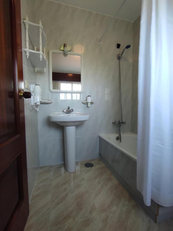 Pension Casa Carmela Playa de la Lanzada ภายนอก รูปภาพ