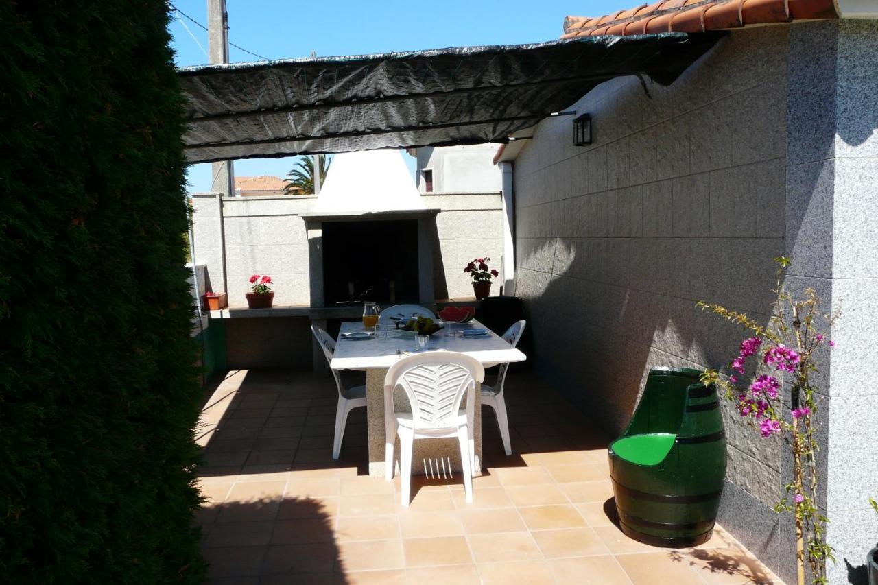 Pension Casa Carmela Playa de la Lanzada ภายนอก รูปภาพ